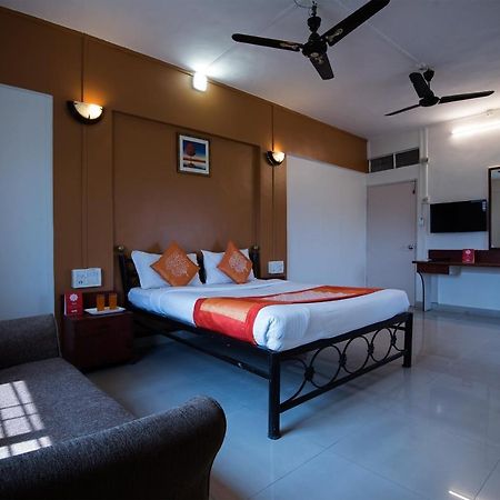 Oyo 1065 Hotel Hmr Royal Inn Pune Eksteriør bilde