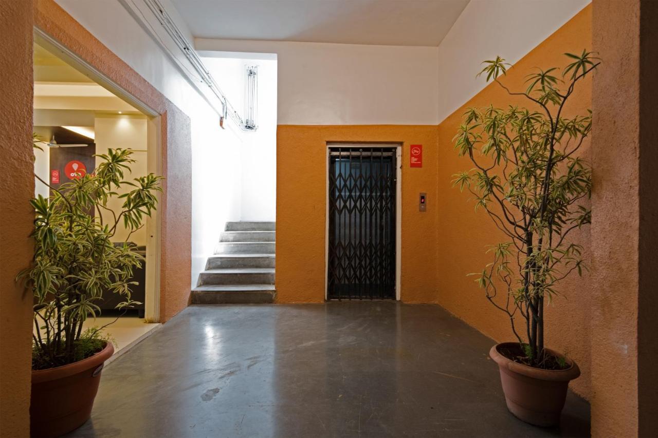 Oyo 1065 Hotel Hmr Royal Inn Pune Eksteriør bilde