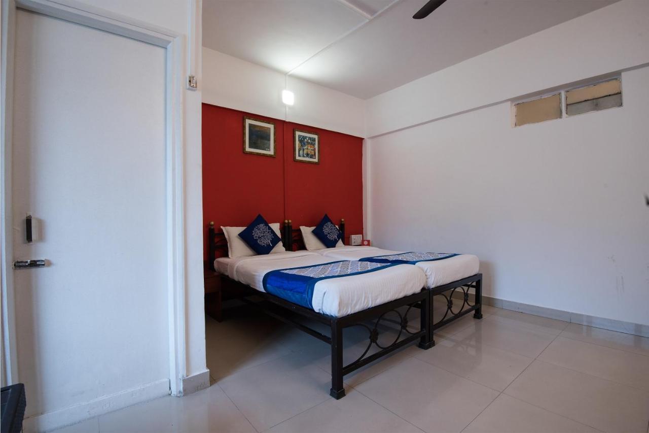 Oyo 1065 Hotel Hmr Royal Inn Pune Eksteriør bilde